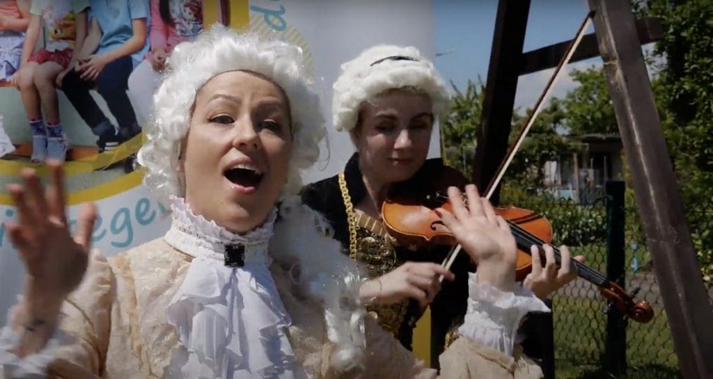 Mode im Barock beim Geigen-Mitmachkonzert